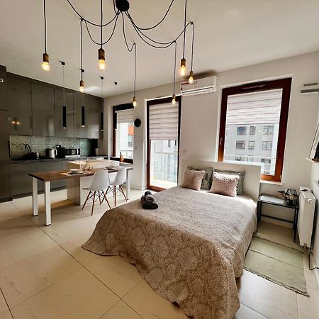 Apartament Blisko lotniska Chopina, darmowy parking Warszawa Zewnętrze zdjęcie